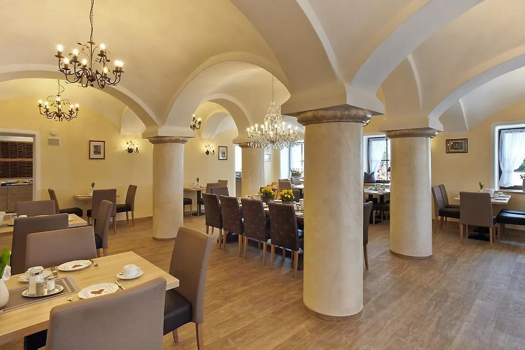 Hotel Sauerlacher Post