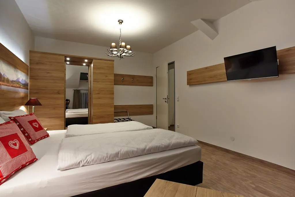 Hotel Sauerlacher Post Germany