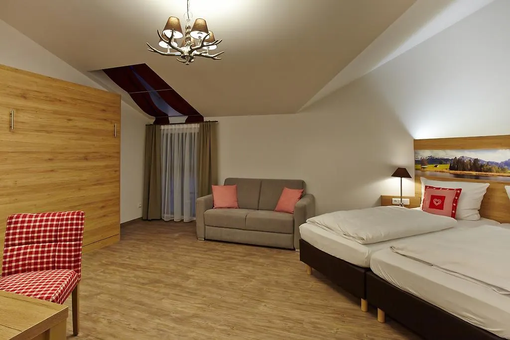 Hotel Sauerlacher Post 3*, Sauerlach Germany